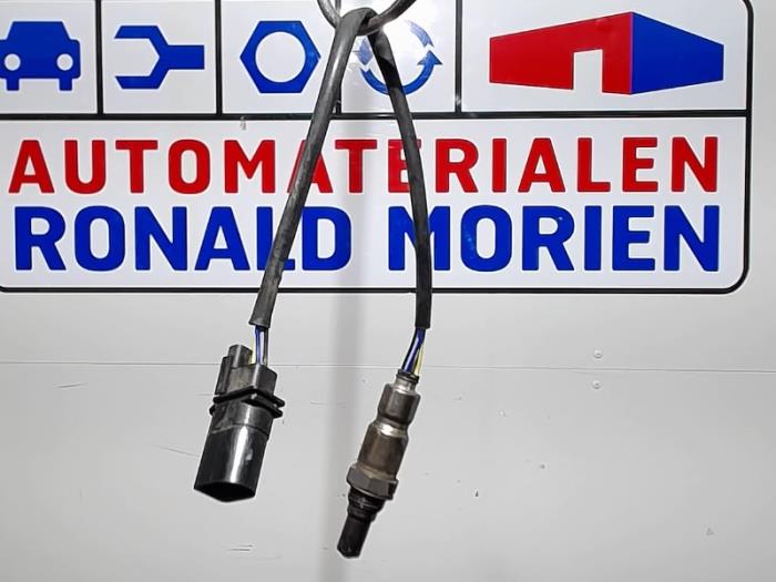 Usagé Sonde lambda Volvo V40 Cross Country (MZ) 1.6 D2 Prix € 35,00 Règlement à la marge proposé par Automaterialen Ronald Morien B.V.