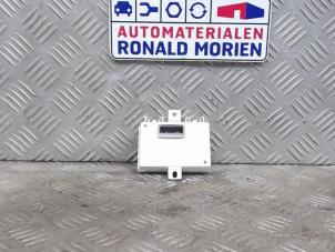Used Navigation module Renault Clio III (BR/CR) 1.2 16V TCe 100 Price € 60,00 Margin scheme offered by Automaterialen Ronald Morien B.V.