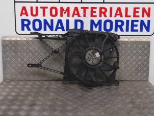 Usagé Moto ventilateur Opel Zafira (M75) 1.8 16V Ecotec Prix € 25,00 Règlement à la marge proposé par Automaterialen Ronald Morien B.V.