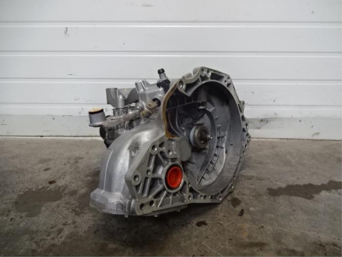 Gearbox from a Opel Corsa D 1.4 16V Twinport 2014