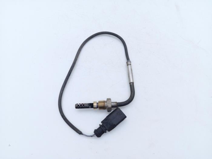 Usagé Sensor température d’échappement Audi A8 (D3) 4.0 TDI V8 32V Quattro Prix € 50,00 Règlement à la marge proposé par Automaterialen Ronald Morien B.V.