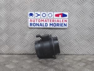 Używane Czujnik masy powietrza Opel Movano Cena € 12,40 Procedura marży oferowane przez Automaterialen Ronald Morien B.V.