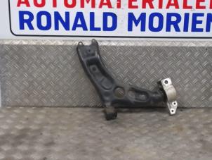 Usagé Bras de suspension avant droit Seat Altea Prix € 25,00 Règlement à la marge proposé par Automaterialen Ronald Morien B.V.