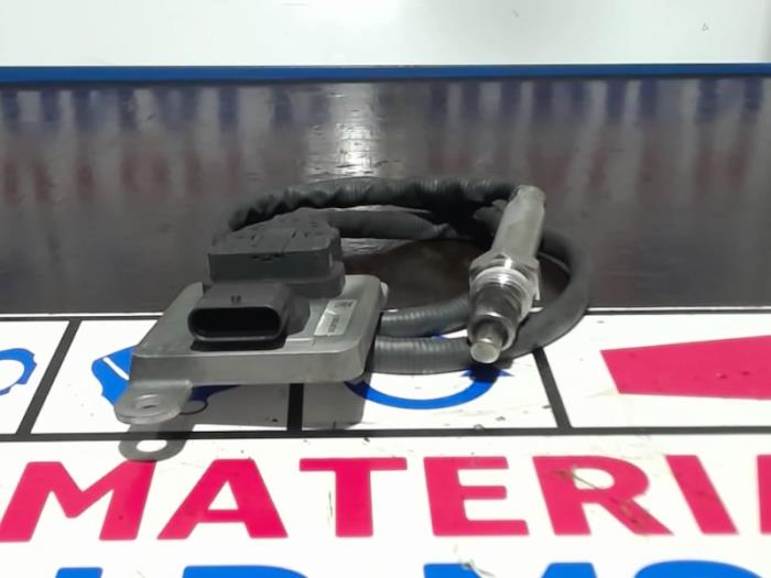 Usados Sensor Nox Volkswagen Passat Variant (3G5) 2.0 TDI 16V 150 Precio € 180,29 IVA incluido ofrecido por Automaterialen Ronald Morien B.V.