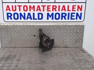 Usagé Fusée avant gauche Opel Zafira Prix € 40,00 Règlement à la marge proposé par Automaterialen Ronald Morien B.V.