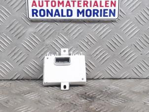 Używane Modul nawigacji Renault Trafic New (FL) 2.0 dCi 16V 115 Cena € 80,00 Procedura marży oferowane przez Automaterialen Ronald Morien B.V.