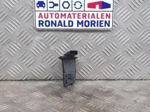 Used Air mass meter Ford C-Max Price € 15,00 Margin scheme offered by Automaterialen Ronald Morien B.V.