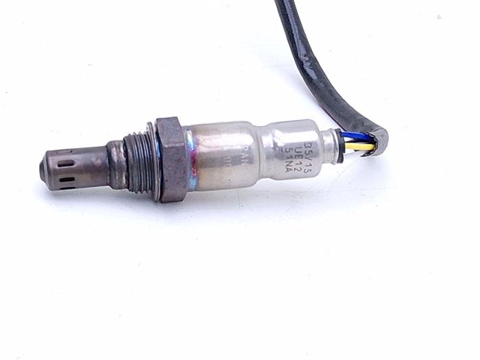Lambda probe from a Volkswagen Passat (3G2) 1.6 TDI 16V 2015