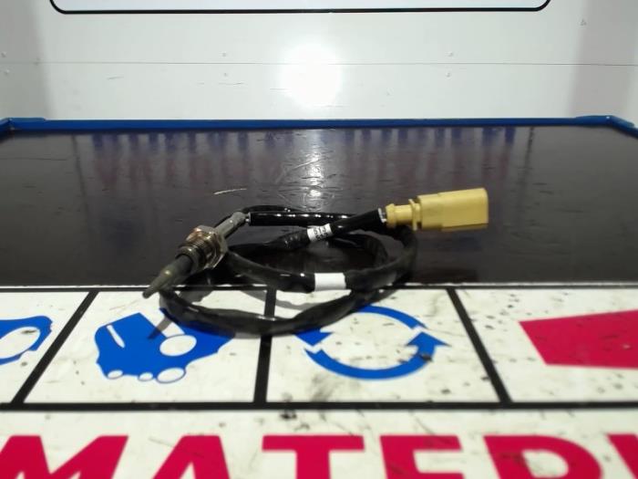 Gebrauchte Auspuff Temperatursensor Volkswagen Passat (3G2) 1.6 TDI 16V Preis € 25,00 Mit Mehrwertsteuer angeboten von Automaterialen Ronald Morien B.V.