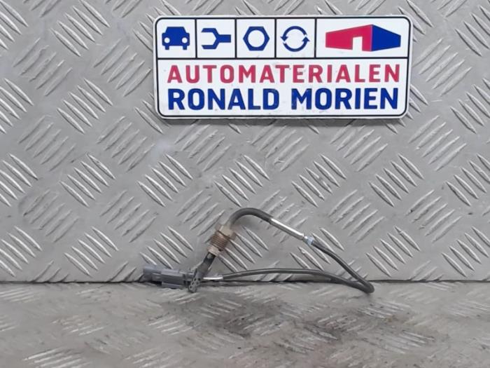 Usagé Sensor température d’échappement Volvo V60 I (FW/GW) 2.0 D2 16V Prix € 25,00 Règlement à la marge proposé par Automaterialen Ronald Morien B.V.