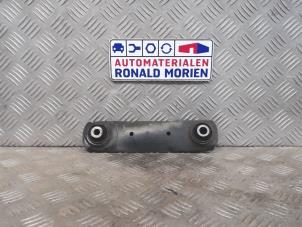 Usagé Bras de suspension bas arrière droit Opel Insignia 2.0 CDTI 16V 140 ecoFLEX Prix € 10,00 Règlement à la marge proposé par Automaterialen Ronald Morien B.V.