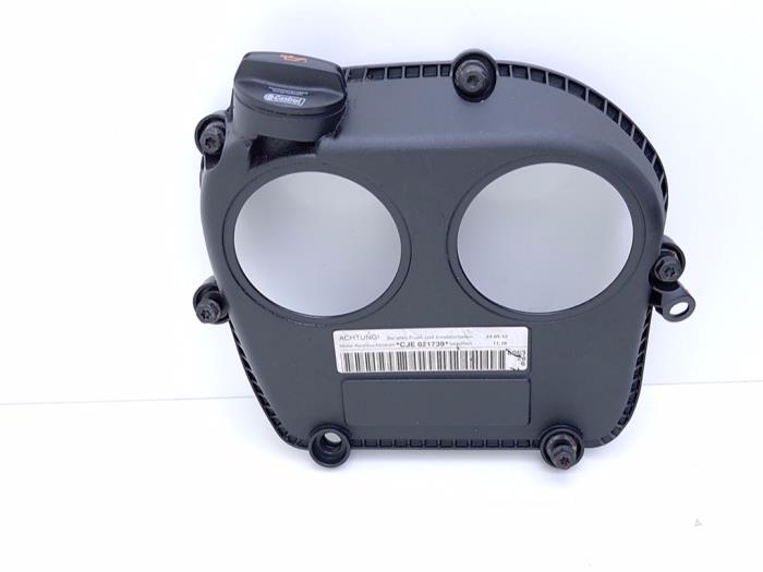 Usagé Couvercle de distribution Audi A5 Cabrio (8F7) 1.8 TFSI 16V Prix € 35,00 Règlement à la marge proposé par Automaterialen Ronald Morien B.V.
