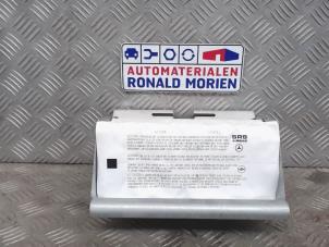 Usados Airbag derecha (salpicadero) Mercedes A (W168) 1.6 A-160 Precio de solicitud ofrecido por Automaterialen Ronald Morien B.V.