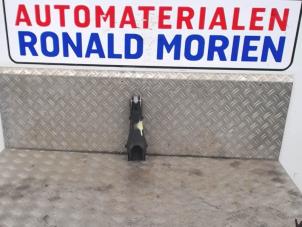 Used Rear wishbone, left Mercedes A (W176) 1.5 A-180 CDI, A-180d 16V Price € 10,00 Margin scheme offered by Automaterialen Ronald Morien B.V.