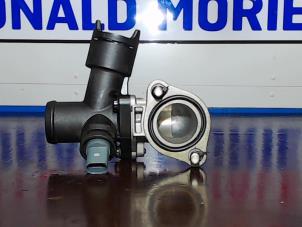 New Thermostat housing Volkswagen Phaeton Price € 42,35 Inclusive VAT offered by Automaterialen Ronald Morien B.V.