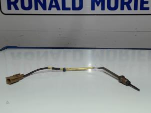 Used Exhaust heat sensor Renault Trafic Price € 35,00 Margin scheme offered by Automaterialen Ronald Morien B.V.