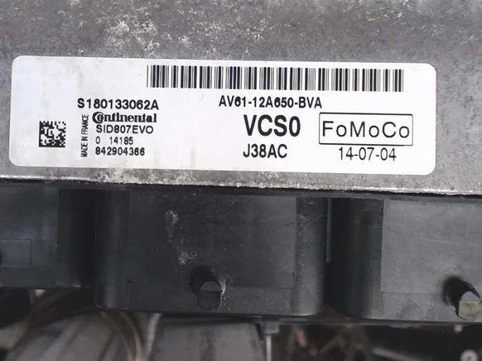 Ordinateur gestion moteur d'un Ford C-Max 2015