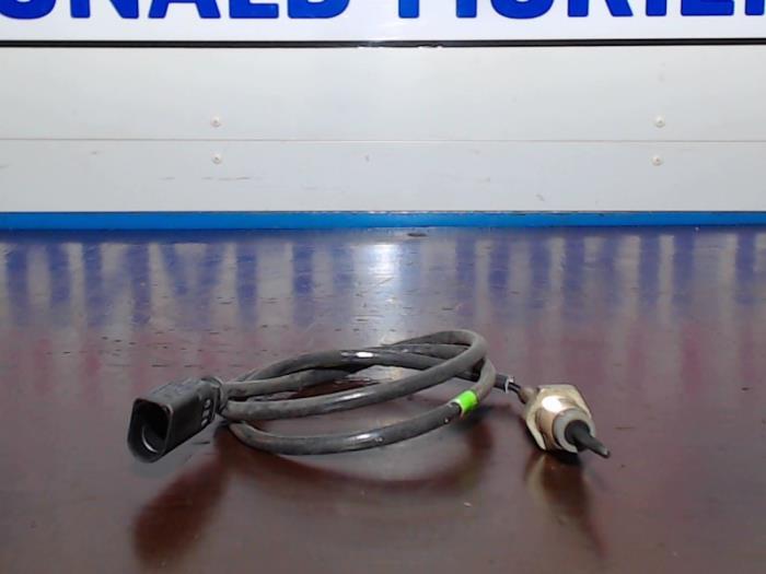 Auspuff Temperatursensor Volkswagen CC (Gebraucht)