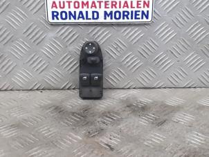 Used Electric window switch BMW 1 serie (E81) 118d 16V Price € 35,00 Margin scheme offered by Automaterialen Ronald Morien B.V.