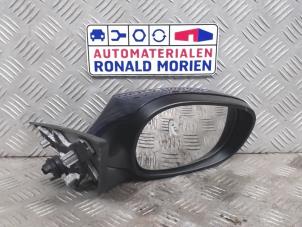 Used Wing mirror, right BMW 1 serie (E81) 118d 16V Price € 70,00 Margin scheme offered by Automaterialen Ronald Morien B.V.