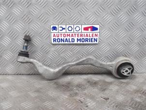 Usagé Bras de suspension avant droit BMW 1 serie (E81) 118d 16V Prix € 40,00 Règlement à la marge proposé par Automaterialen Ronald Morien B.V.