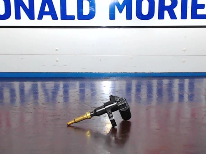 Gebrauchte Kühler Temperatursensor Volkswagen Golf VII Variant (AUVV) 2.0 TDI 16V Preis € 15,00 Margenregelung angeboten von Automaterialen Ronald Morien B.V.