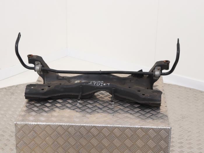 Used Subframe Volkswagen Polo V (6R) 1.4 TDI DPF BlueMotion technology Price € 35,00 Margin scheme offered by Automaterialen Ronald Morien B.V.