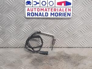 Used Exhaust heat sensor Renault Clio IV (5R) 1.5 Energy dCi 90 FAP Price € 60,00 Margin scheme offered by Automaterialen Ronald Morien B.V.
