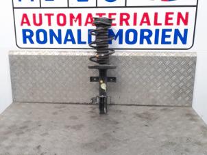 Used Front shock absorber rod, left Renault Clio IV (5R) 1.5 Energy dCi 90 FAP Price € 60,00 Margin scheme offered by Automaterialen Ronald Morien B.V.