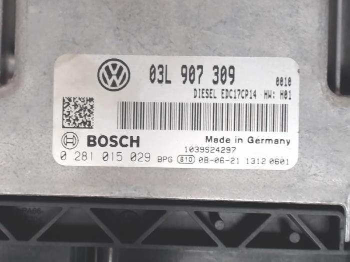 Calculateur moteur d'un Volkswagen Passat Variant (3C5) 2.0 TDI 16V 170 2000