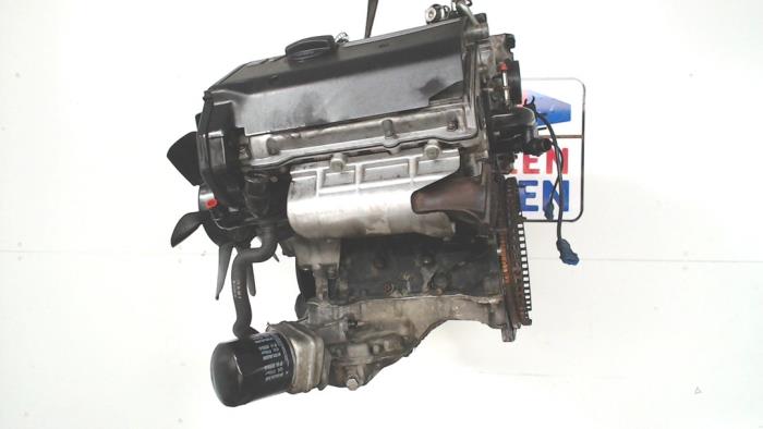Engine from a Audi A6 Avant (C5) 2.4 V6 30V 1998