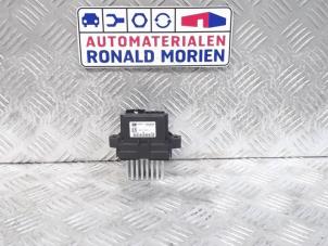 Używane Opornik nagrzewnicy Opel Meriva Cena € 10,00 Procedura marży oferowane przez Automaterialen Ronald Morien B.V.