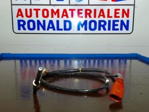 Usados Sensor de temperatura de escape Volkswagen Amarok 2.0 BiTDI 16V 180 Precio € 34,99 IVA incluido ofrecido por Automaterialen Ronald Morien B.V.