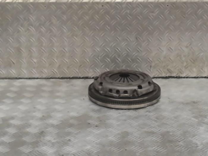 Used Clutch kit (complete) Seat Ibiza IV SC (6J1) 1.2 12V Price on request offered by Automaterialen Ronald Morien B.V.