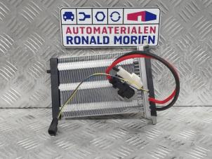 Usados Elemento de calefacción calefactor Volvo V40 Precio € 49,00 Norma de margen ofrecido por Automaterialen Ronald Morien B.V.
