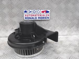 Używane Silnik wentylatora nagrzewnicy Seat Ibiza IV (6J5) 1.4 16V Cena € 19,00 Procedura marży oferowane przez Automaterialen Ronald Morien B.V.