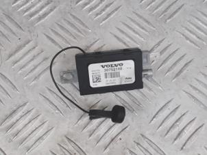 Usagé Antenne amplificateur Volvo C30 (EK/MK) 2.0 D 16V Prix € 10,00 Règlement à la marge proposé par Automaterialen Ronald Morien B.V.