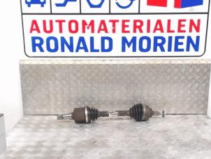 Used Front drive shaft, left Volvo C30 (EK/MK) 2.0 D 16V Price € 45,00 Margin scheme offered by Automaterialen Ronald Morien B.V.