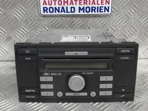 Usados Reproductor de CD y radio Ford Transit Precio € 125,00 Norma de margen ofrecido por Automaterialen Ronald Morien B.V.