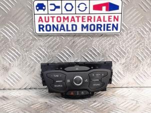 Begagnade Radiokontrollpanel Ford Mondeo III Pris € 45,00 Marginaltabell erbjuds av Automaterialen Ronald Morien B.V.