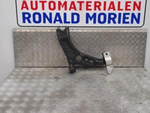 Usagé Bras de suspension avant droit Audi A3 Sportback (8PA) 1.2 TFSI Prix € 25,00 Règlement à la marge proposé par Automaterialen Ronald Morien B.V.