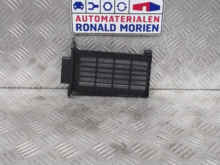 Używane Element grzewczy Renault Twingo II (CN) 1.5 dCi 90 FAP Cena € 25,00 Procedura marży oferowane przez Automaterialen Ronald Morien B.V.