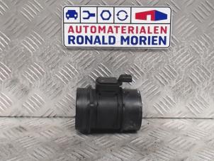 Used Air mass meter Renault Twingo II (CN) 1.5 dCi 90 FAP Price € 12,40 Margin scheme offered by Automaterialen Ronald Morien B.V.