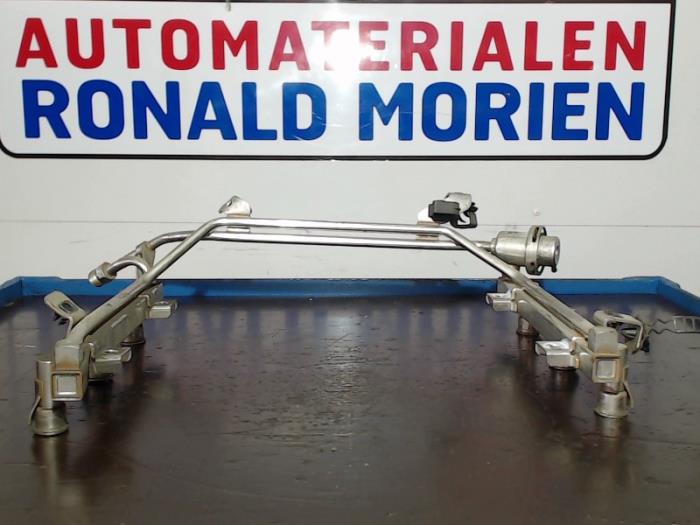 Gebrauchte Kraftstoffverteiler Volkswagen Passat (3B2) 2.8 30V Preis € 125,00 Margenregelung angeboten von Automaterialen Ronald Morien B.V.