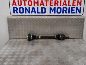 Used Drive shaft, rear left BMW 3 serie (E90) 330i 24V Price € 19,00 Margin scheme offered by Automaterialen Ronald Morien B.V.