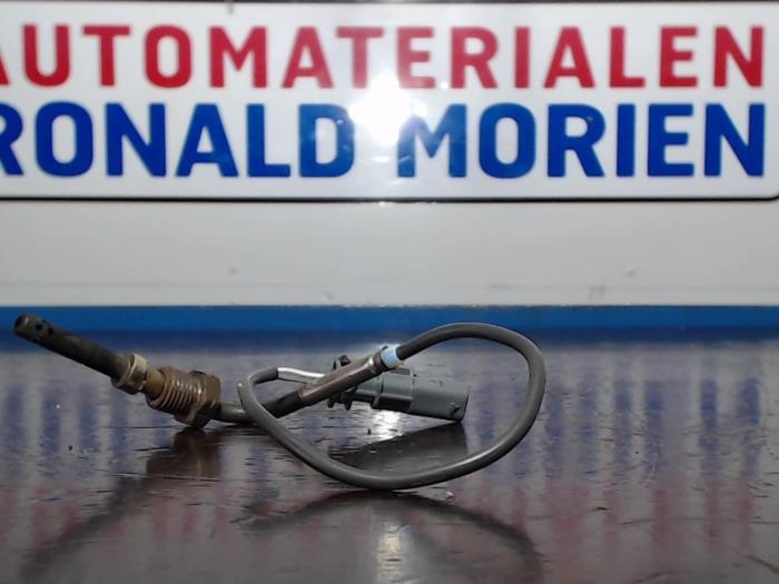Usagé Sensor température d’échappement Volvo V40 Cross Country (MZ) 2.0 D2 16V Prix € 45,00 Règlement à la marge proposé par Automaterialen Ronald Morien B.V.