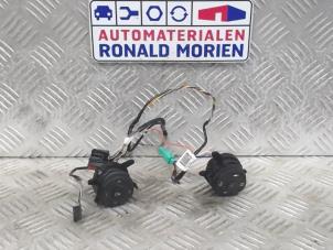 Used Steering wheel mounted radio control Ford C-Max Price € 60,00 Margin scheme offered by Automaterialen Ronald Morien B.V.