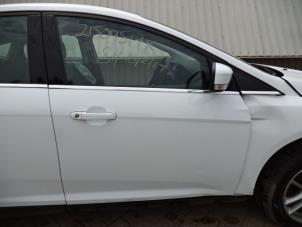 Used Front door 4-door, right Ford Focus Price € 150,00 Margin scheme offered by Automaterialen Ronald Morien B.V.