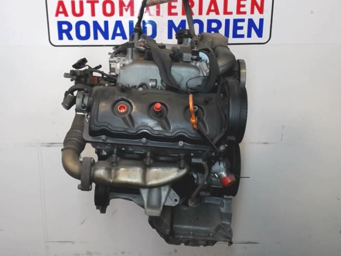 Engine Audi A4 - AKN - Automaterialen Ronald Morien B.V.