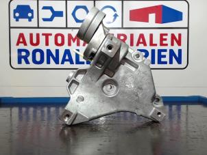 New Air conditioning bracket Volkswagen Jetta IV (162/16A) 1.4 TSI 150 16V Price € 78,65 Inclusive VAT offered by Automaterialen Ronald Morien B.V.